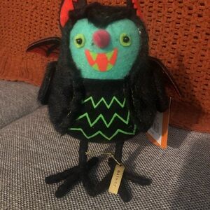 2024 Featherly Felt Bat Bird “Batrick” from Hyde & EEK!